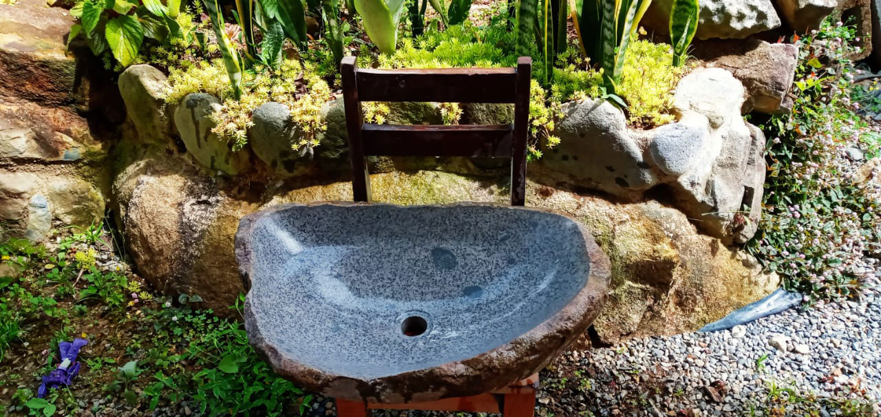 Chirripo custom stone sink